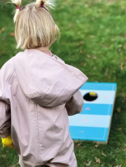 Cornhole und Sling Puck Spiel „Active“