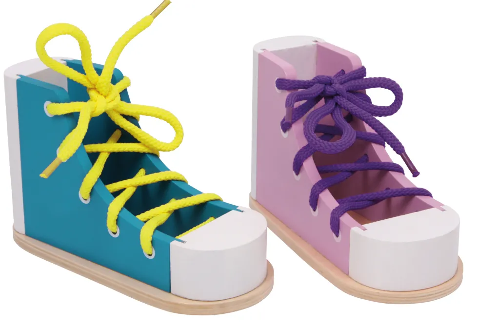 Fädelschuhe Schleife binden