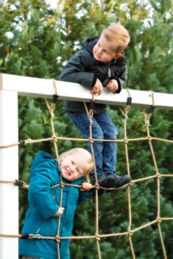 Kletternetz mit Achterhaken