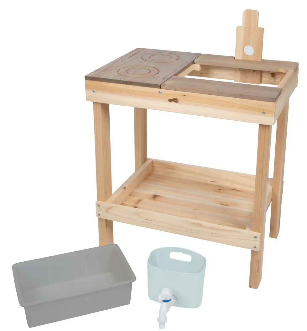 Matschküche und Spieltisch