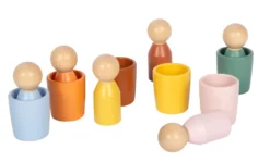 Montessori Sortierbecher mit Figuren