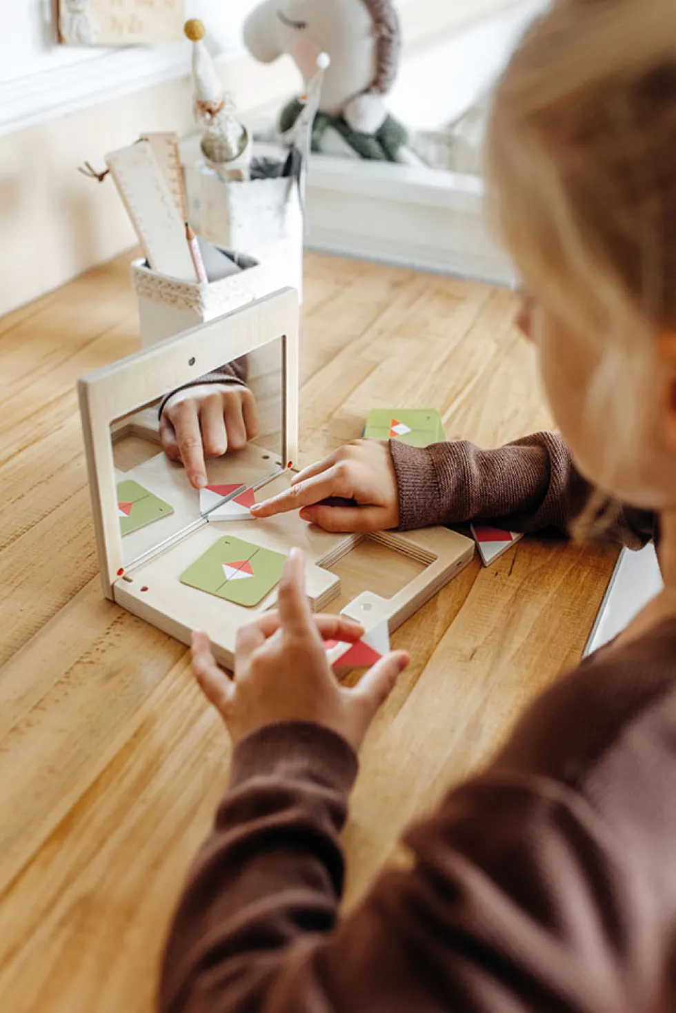 Symmetriespiel mit Spiegel „Educate“